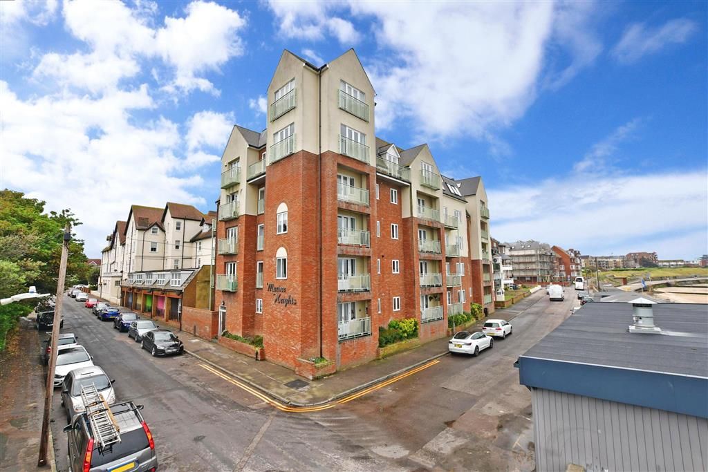 2 bed flat for sale in Beach Road, WestgateOnSea, Kent CT8 Zoopla