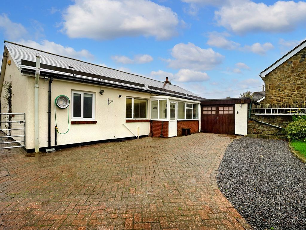 4 bed detached bungalow for sale in Front Street, Castleside, Consett