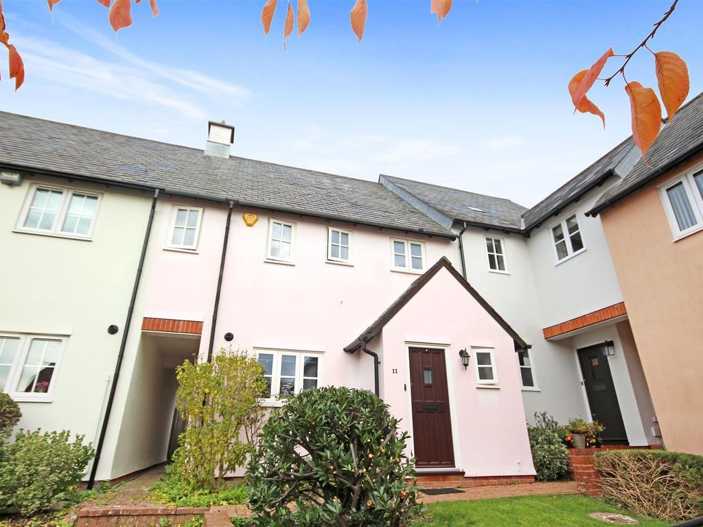 3 bed terraced house to rent in Old Patcham Mews, Patcham, Brighton BN1