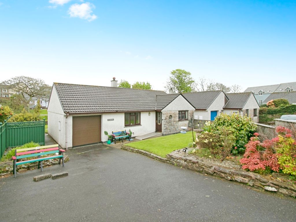 2 bed bungalow for sale in Roskilling Wartha, Helston, Cornwall TR13, £