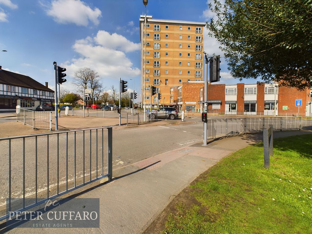 1 bed flat for sale in High Road, Broxbourne EN10 Zoopla