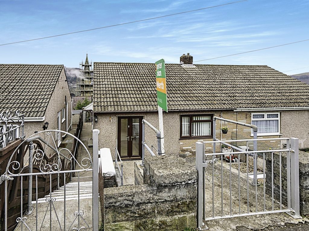 2 bed semidetached bungalow for sale in St. Annes Drive, Tonna, Neath