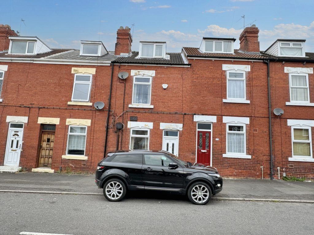 3 bed terraced house for sale in Park Road, Conisbrough, Doncaster DN12