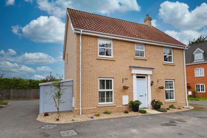 4 bed detached house for sale in Mayhew Road, Rendlesham, Woodbridge IP12 Zoopla