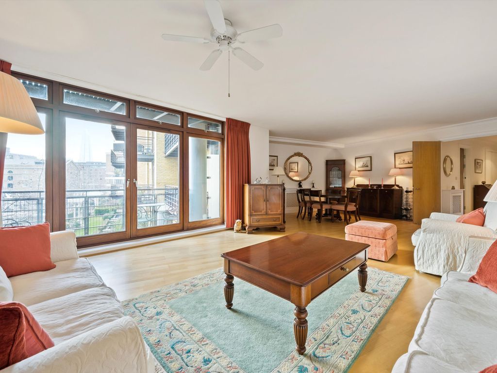 Star Place, City Quay, London E1W