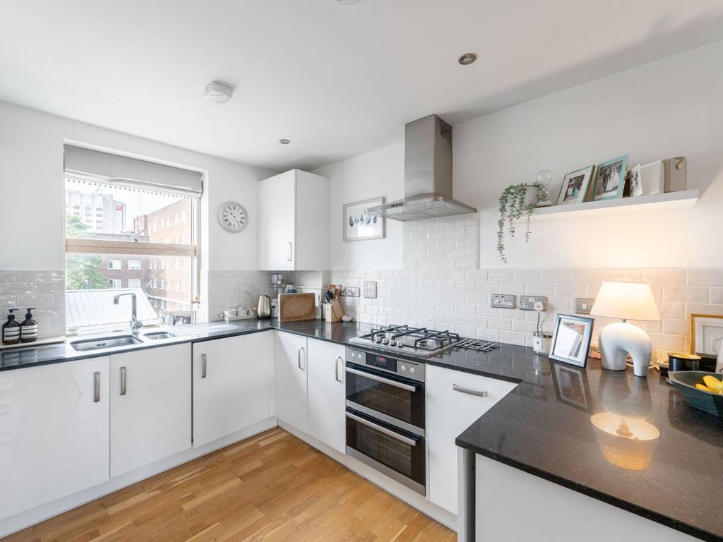 Seagrave Road, West Brompton, London SW6  