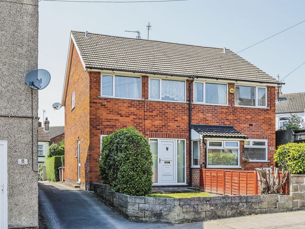 3 bed semidetached house for sale in Raglan Street, Eastwood