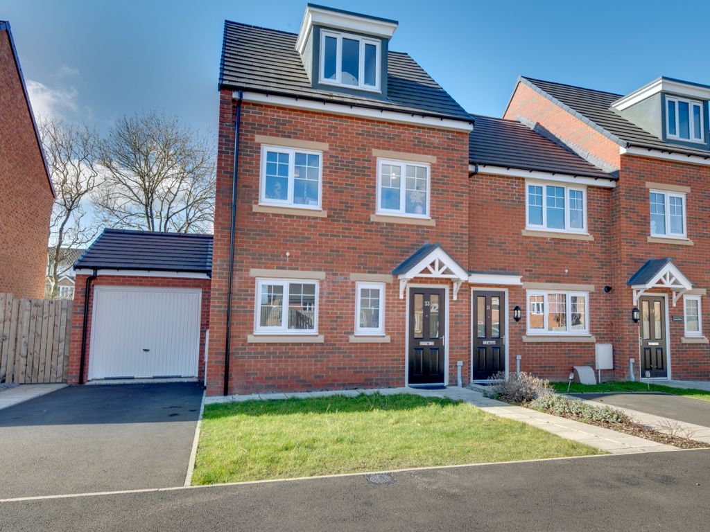 New home, 3 bed detached house for sale in Hutchinson Court, Dinnington