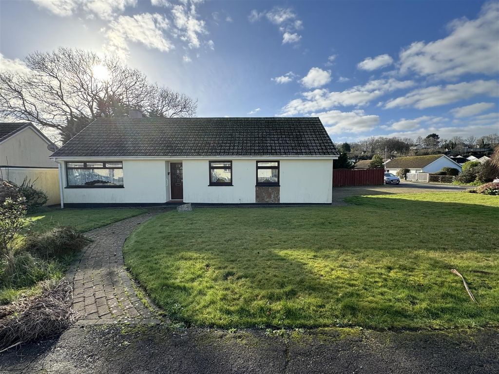 3 bed detached bungalow for sale in Whieldon Road, Holmbush, St Austell