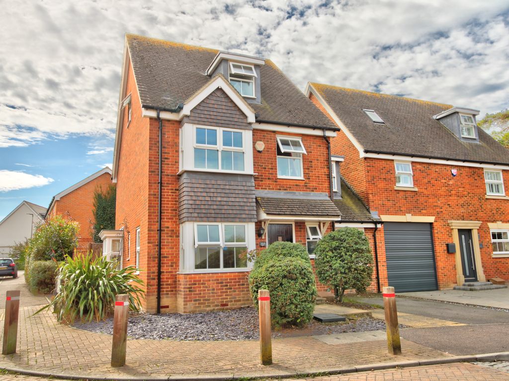 Grange Road, Gillingham ME7  