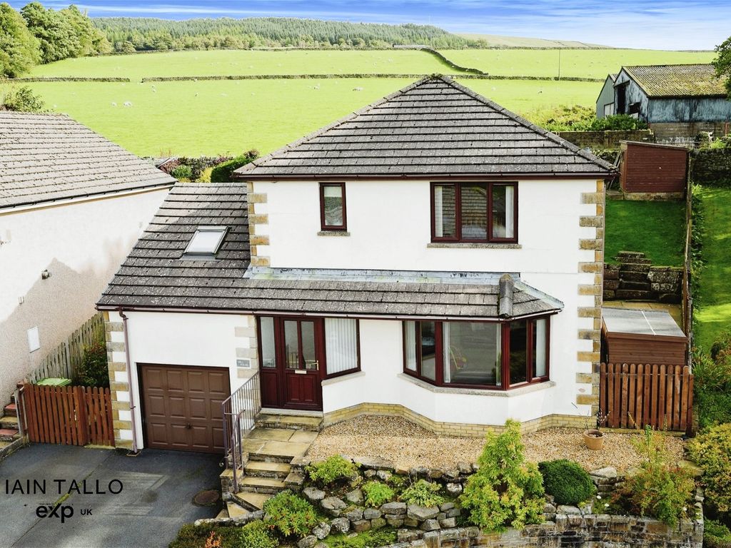 4 bed detached house for sale in Low Byer Park, Alston CA9, £330,000