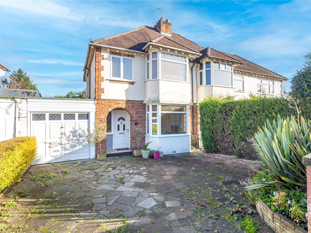 3 bed semidetached house for sale in Studley Road, Redditch