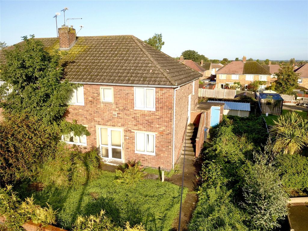 2 bed flat for sale in Hastings Drive, Barwell, Leicester