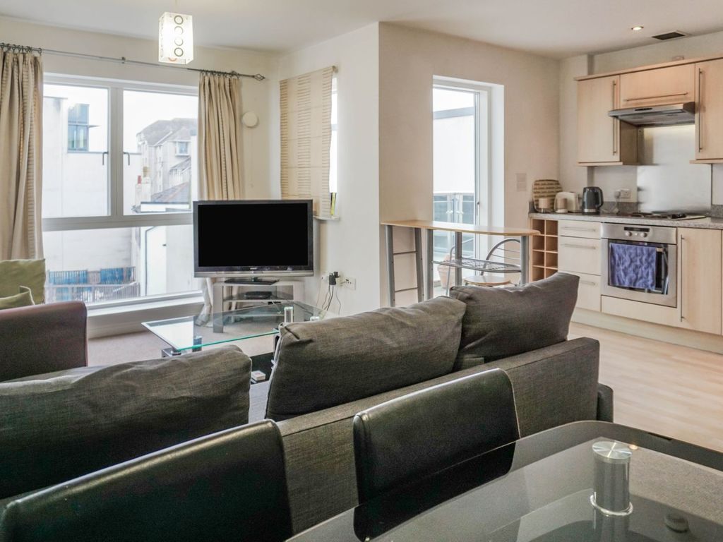 2 Moon Street Plymouth PL4  