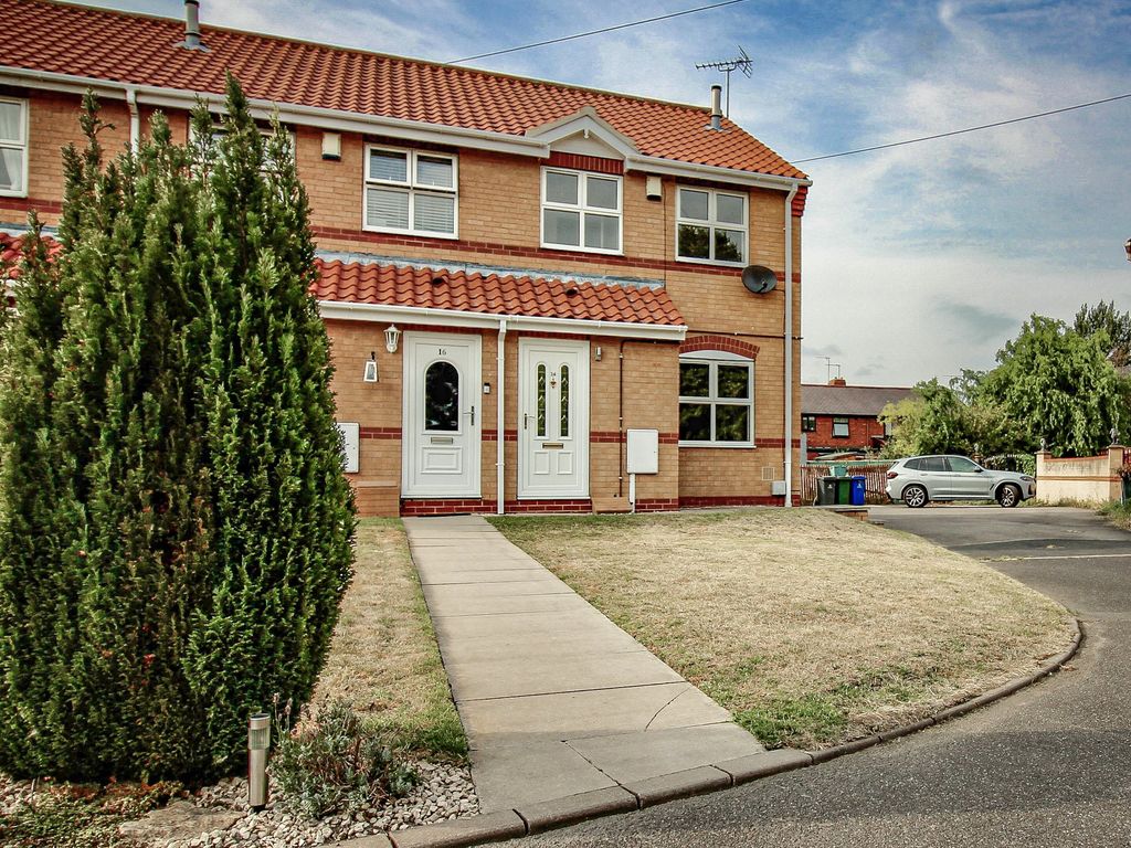 3 bed end terrace house for sale in The Paddock, AdwickLeStreet, Doncaster DN6 Zoopla