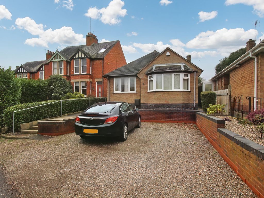 2 bed detached bungalow for sale in Church Walk, Atherstone CV9 Zoopla