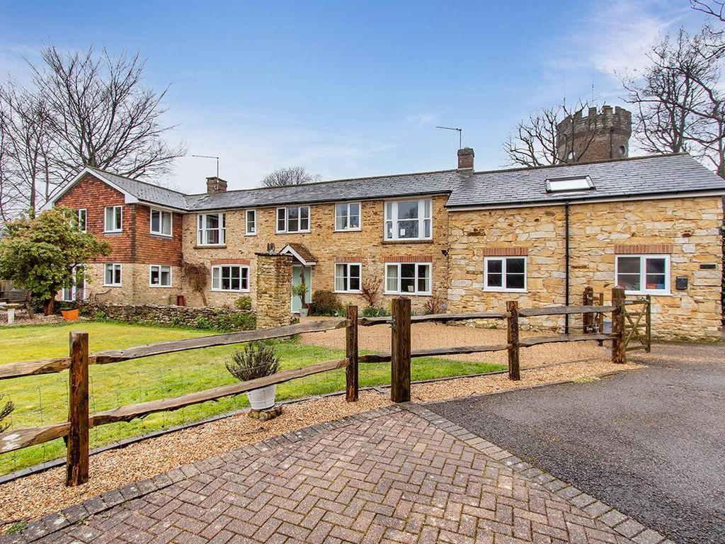 5 bed detached house for sale in Beacon Road, Crowborough TN6 Zoopla