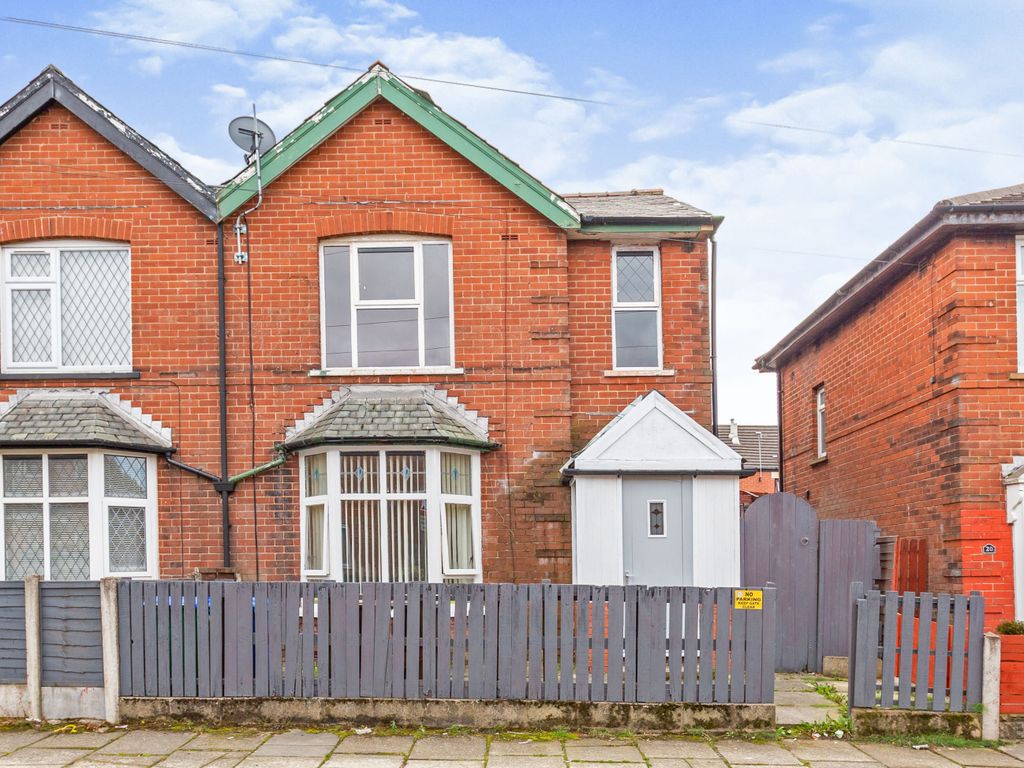 3 bed semidetached house for sale in Thames Street, Rochdale OL16 Zoopla