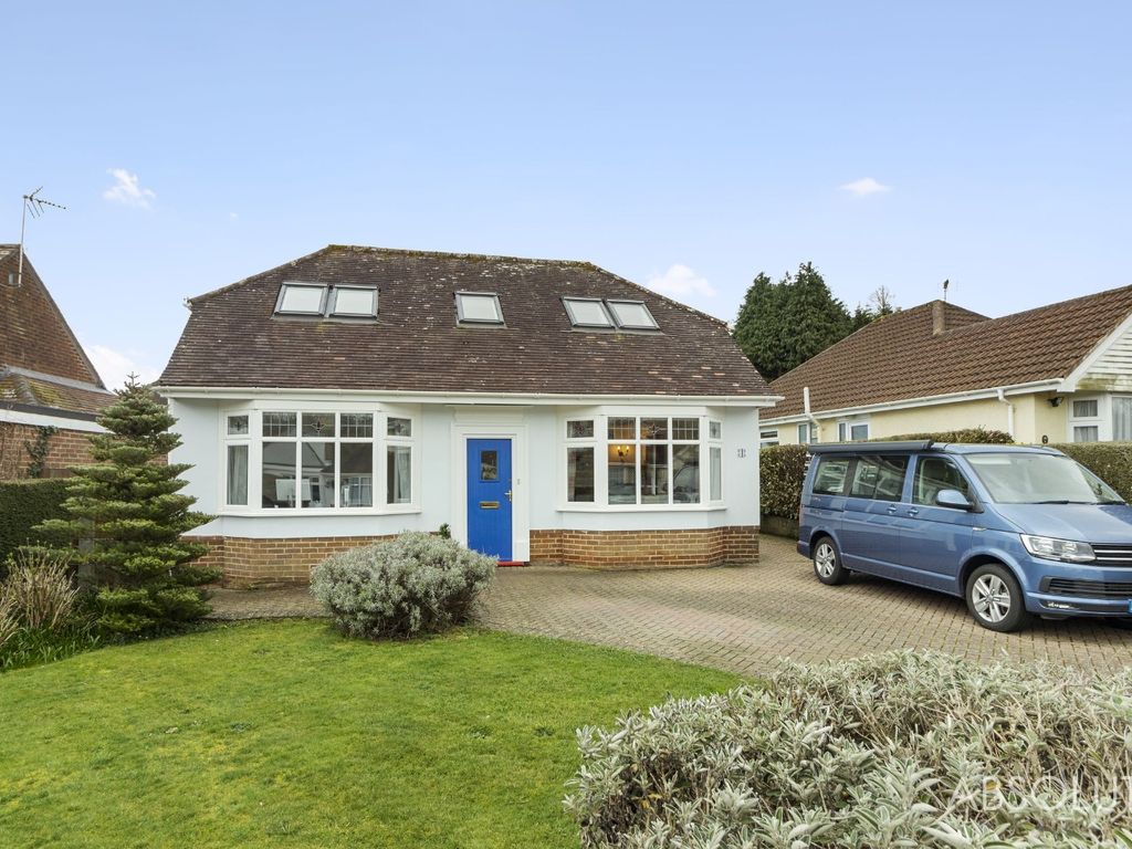4 bed detached house for sale in Grosvenor Avenue, Shiphay, Torquay