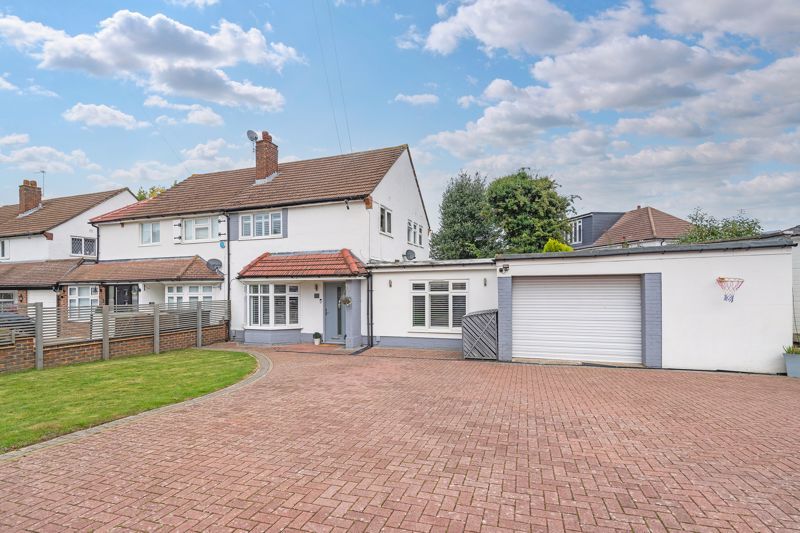 3 bed semidetached house for sale in Hillcrest Road, Orpington BR6, £