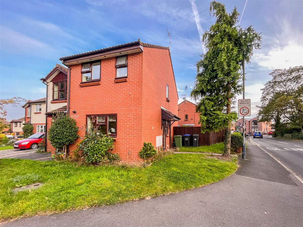 2 bed semidetached house to rent in St. Ediths Green, All Saints Road