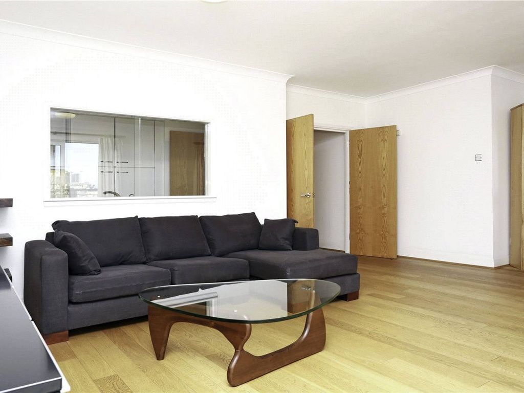 2 bed flat to rent in Providence Square, Shad Thames, London SE1, £