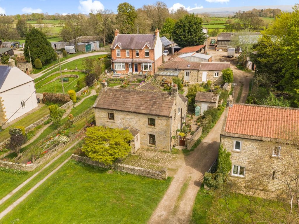 4 bed detached house for sale in Grewelthorpe, Ripon HG4 Zoopla