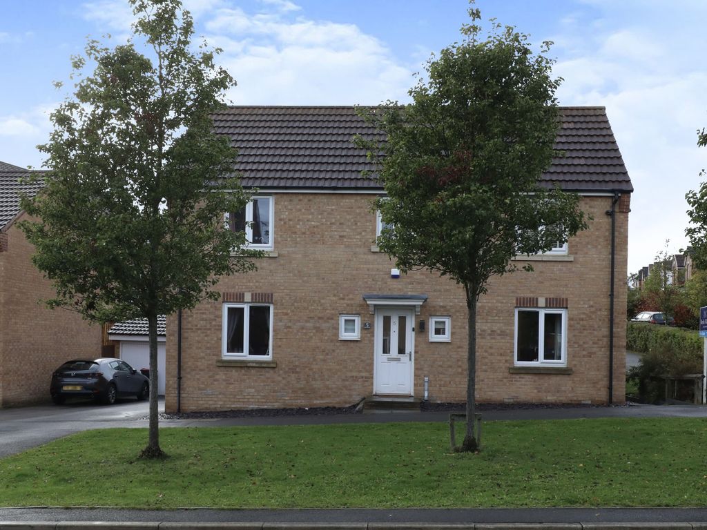 4 bed detached house for sale in Rose Mead, Swallownest, Sheffield