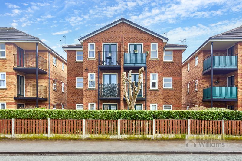 1 bed flat for sale in Drummond Way, Leigh WN7 Zoopla