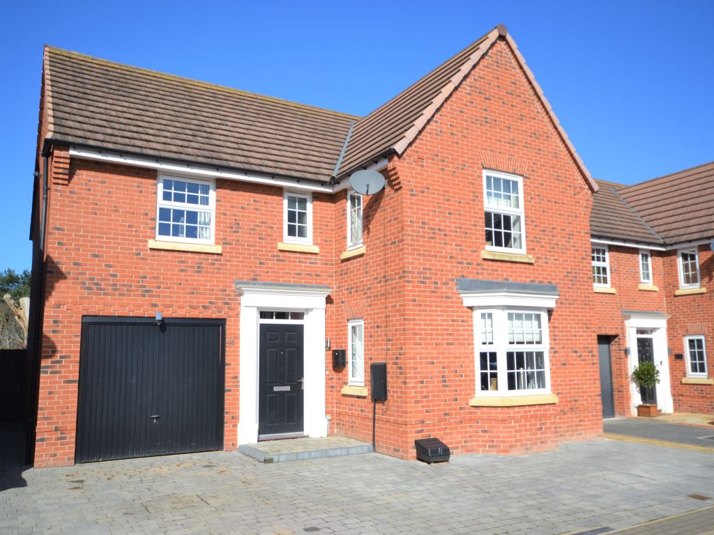 4 bed detached house for sale in Hillcrest Drive, Branton, Doncaster