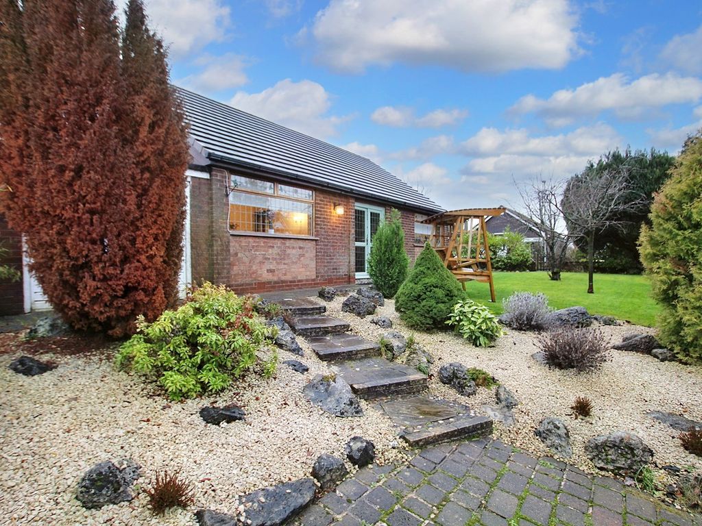 2 bed bungalow for sale in Elmwood Avenue, AshtonInMakerfield, Wigan