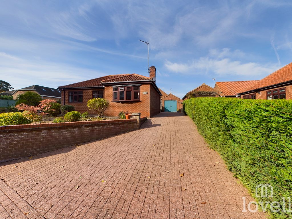 3 bed detached bungalow for sale in Castledyke South, BartonUpon
