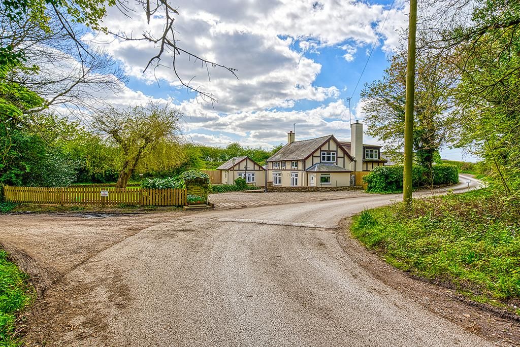 4 bed property for sale in Hall Lane, Bold, St Helens WA9, £850,000