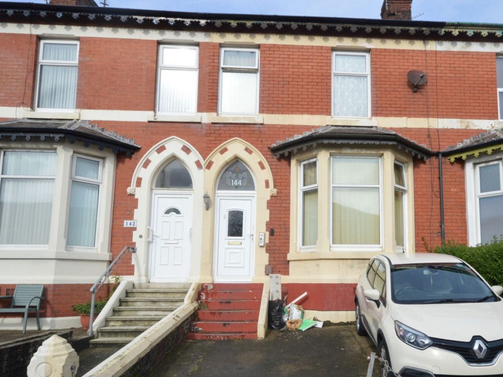 5 bed property for sale in Albert Road, Blackpool FY1 Zoopla