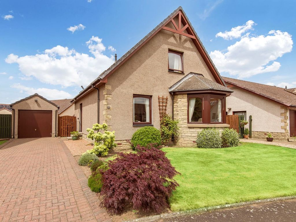 4 bed detached house for sale in Hogarth Drive, Cupar KY15 Zoopla