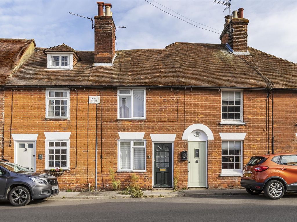 2 bed terraced house for sale in Staple Street, Hernhill, Faversham
