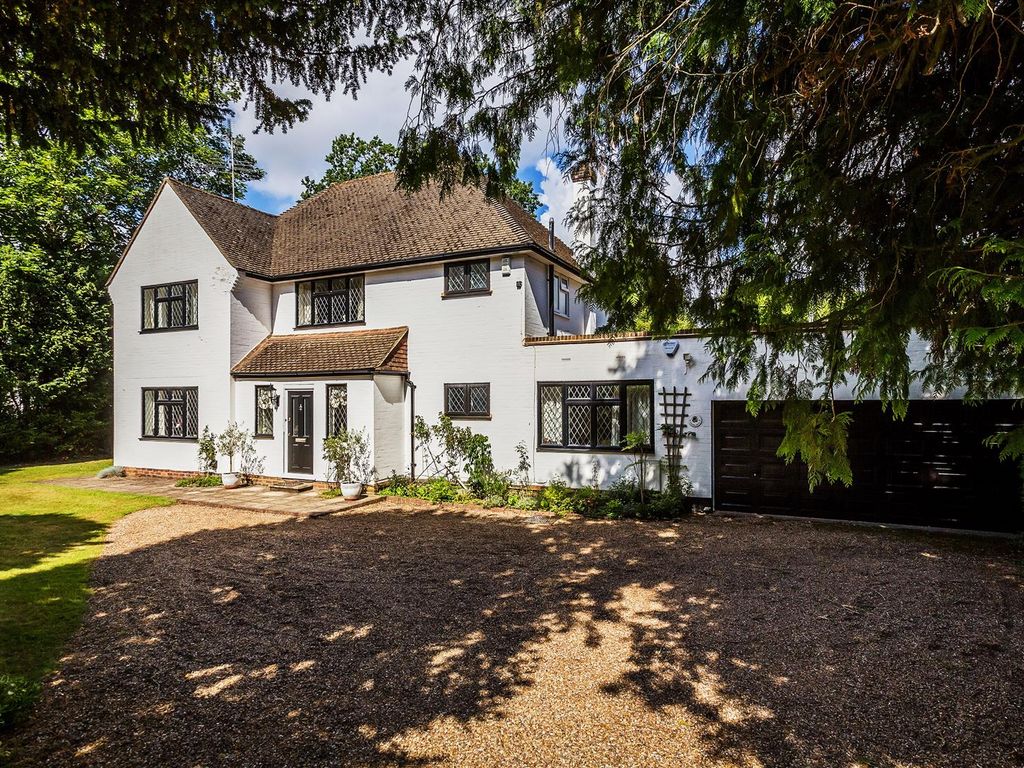4 bed detached house for sale in Beechwood Avenue, Weybridge KT13 Zoopla
