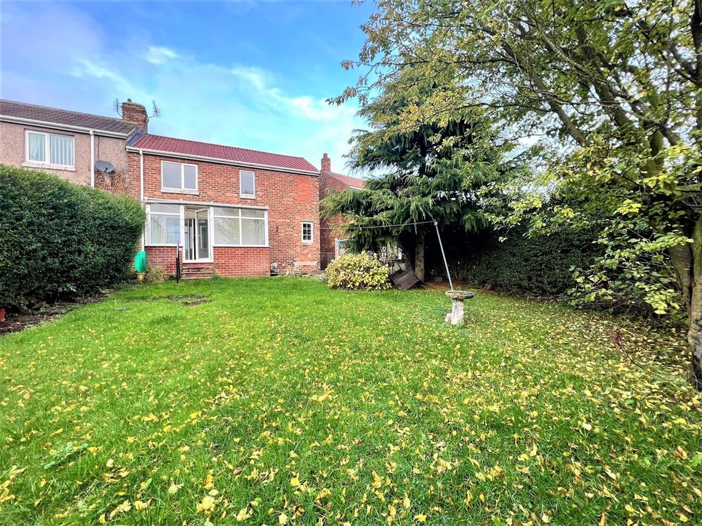 3 bed end terrace house for sale in Avenue, Peterlee, Easington