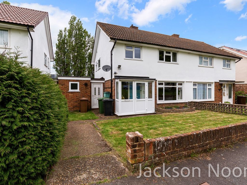 3 bed semidetached house for sale in Scotts Farm Road, West Ewell KT19
