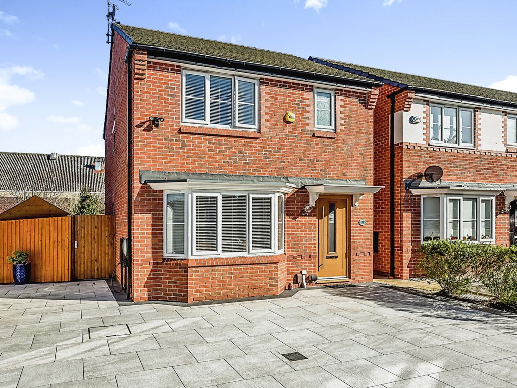 3 bed detached house for sale in Longridge Drive, Bootle, Merseyside