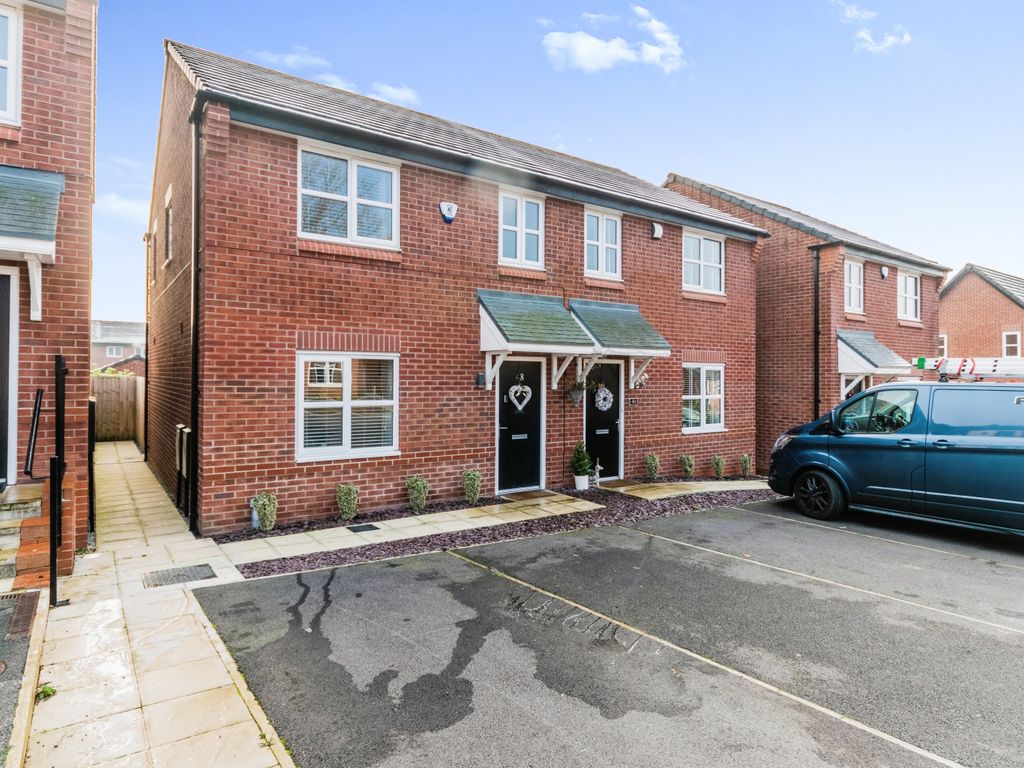 3 bed semidetached house for sale in Peak Forest Close, Hyde SK14 Zoopla