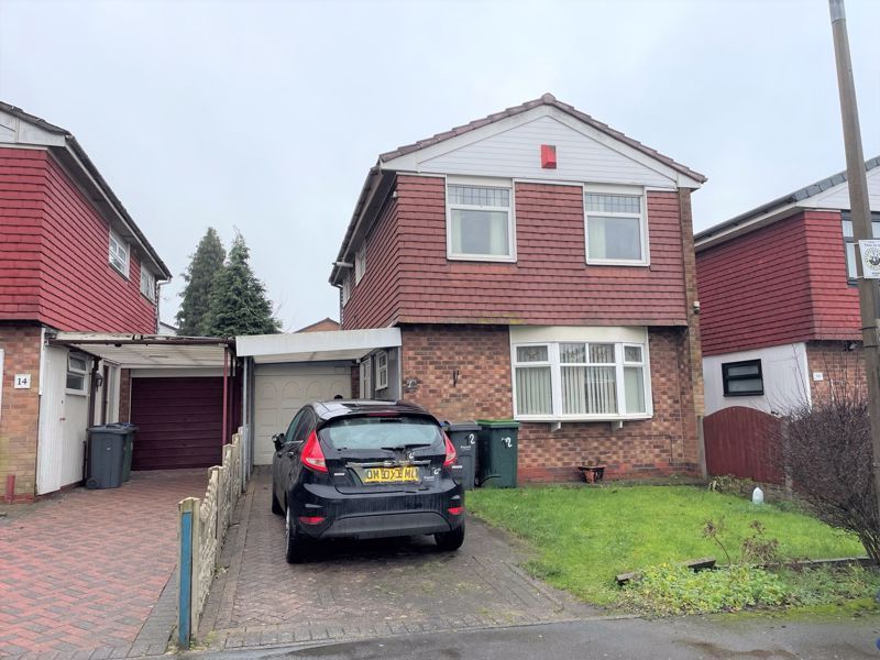 3 bed semidetached house to rent in St. Davids Close, West Bromwich