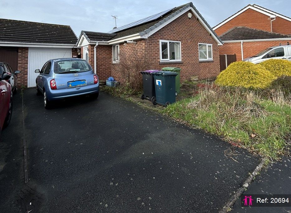 2 bed detached bungalow for sale in Dickens Place, Shrewsbury SY3, £