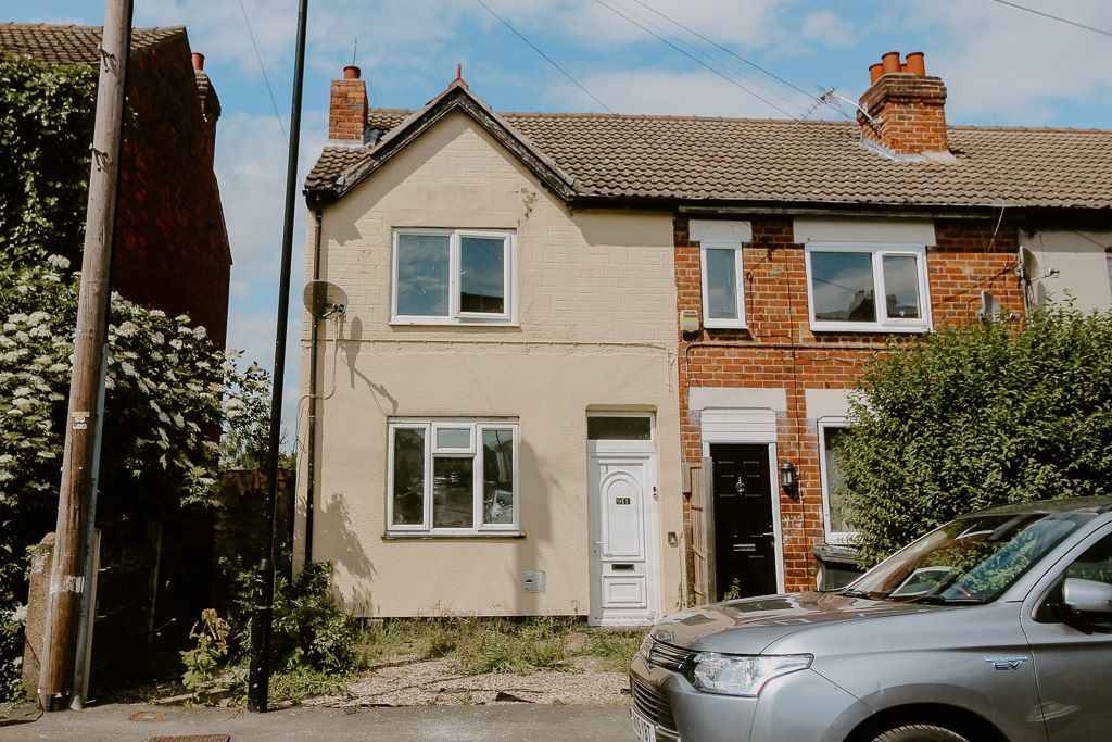 3 bed end terrace house for sale in Staveley Street Edlington