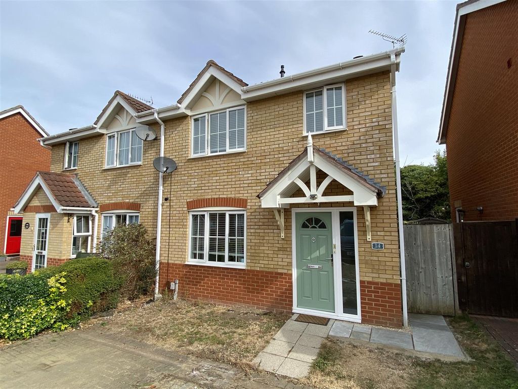 3 bed semidetached house for sale in Riley Close, Ipswich IP1 Zoopla