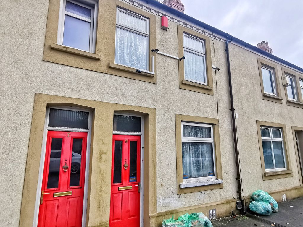 3 bed property for sale in Wedmore Road, Grangetown, Cardiff CF11, £