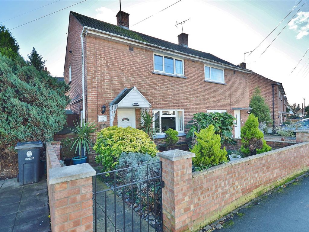 2 bed semidetached house for sale in Alton Park Road, ClactonOnSea