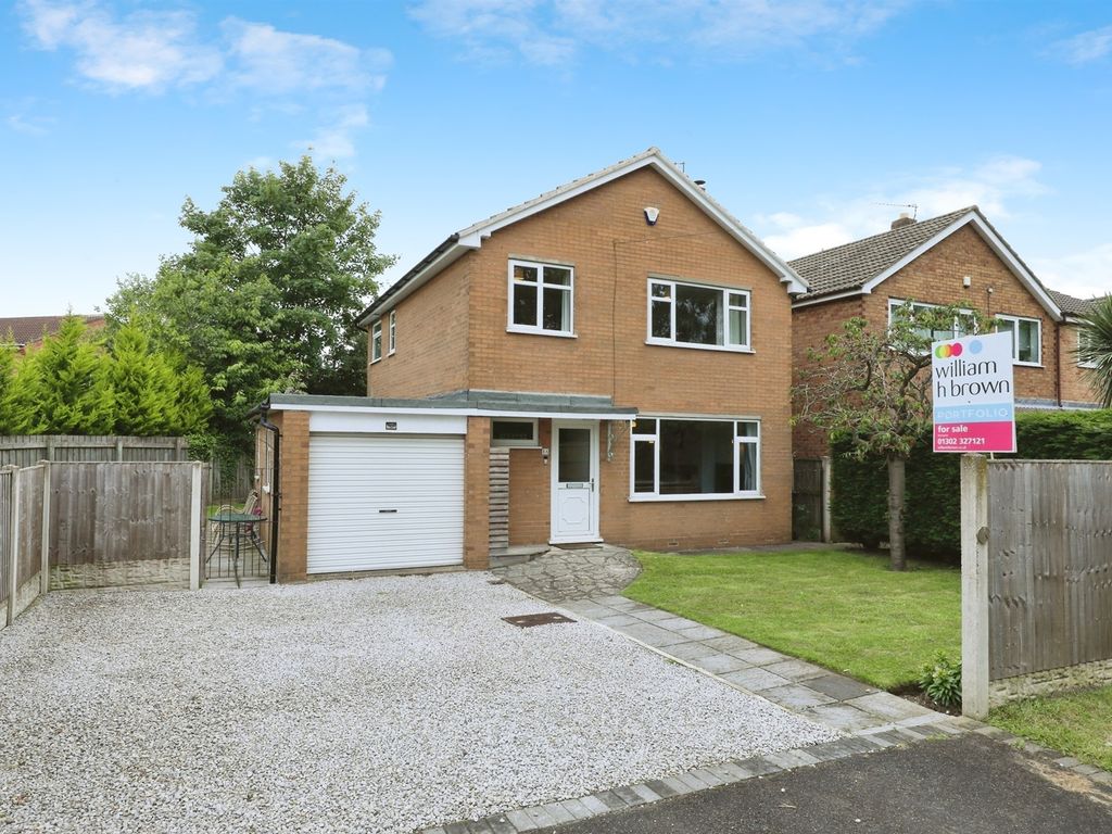 3 bed detached house for sale in Hatchell Drive, Bessacarr, Doncaster