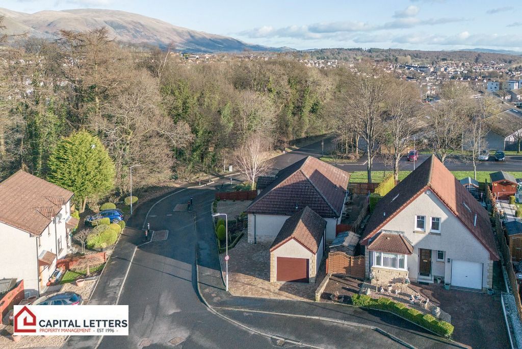 3 bed detached house to rent in Woodlea Gardens, Sauchie