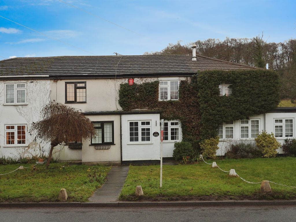 2 bed terraced house for sale in Vale Road, Chesham HP5, £425,000 Zoopla